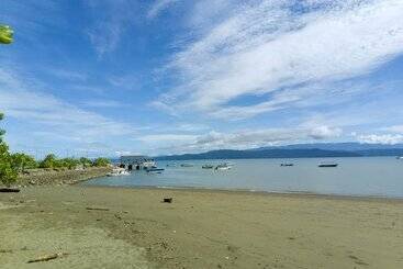 هتل Cabinas Agua Luna Frente Al Mar
