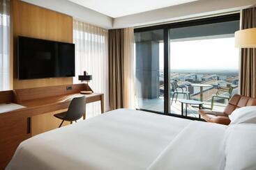 هتل Four Points By Sheraton Prishtina City