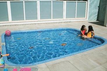 Apartamentos Playa Moreia