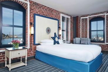 Argonaut Hotel, A Noble House