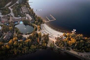 ホテル Auberge Du Lac Taureau