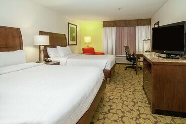 هتل Wyndham Garden New Orleans Airport