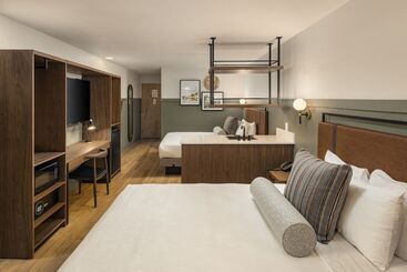 בית מלון כפרי River Canyon Lodge