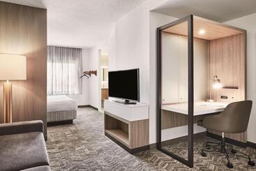 هتل Springhill Suites Phoenix Tempe Airport
