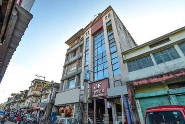 هتل Spot On 71156  Jaybee S