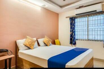 בית מלון כפרי Sri Ganesh Swathi Residency By Wb Inn