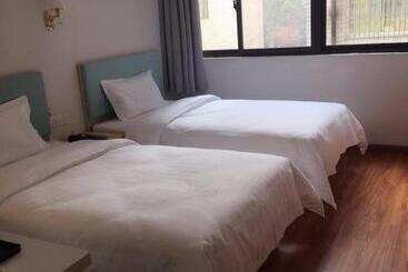 7 Days Hotel Taixing Wenchang Road Branch