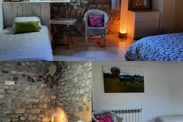 Alberg Rural La Rectoria De Pedra