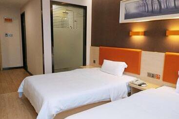 호텔 7days Premium Nanchang Liantang Yingbin Middle Avenue Xiaolan Industrial Park Branch