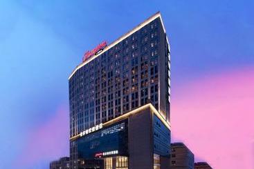 Отель Hampton By Hilton Nanning East Station