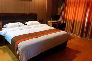Jun Hotels Jiangxi Yingtan Yujiang County Railway Station Store