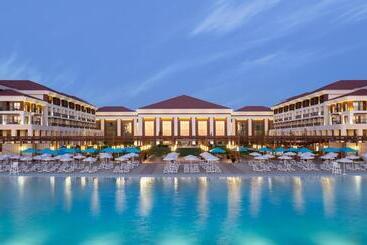 هتل Rixos Water World Aktau   Theme Park Free Access