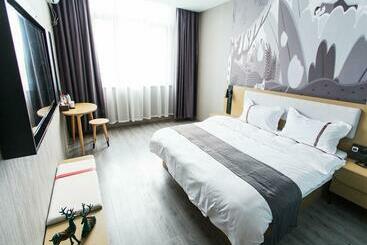 Thank Inn Chain Hotel Zhejiang Huzhou Deqing County Xinshi Town Huancheng West Road