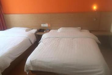 호텔 7days Inn Jixian County Road