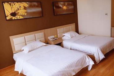 Отель 7 Days Inn Yancheng Jianhu Xiufu South Road