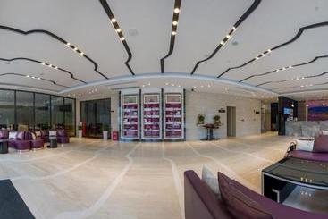 Lavande Hotels Huizhou Gold Coast