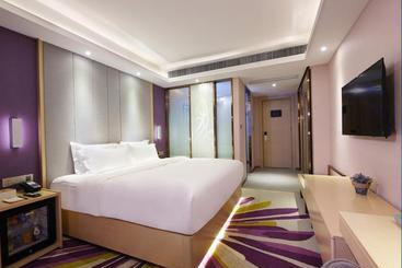 Lavande Hotel Luzhou Lufu Wanfu Daduhui