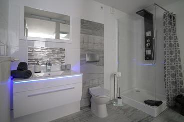 پانسیون Boutique Hotel Upgrade