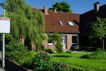 فندق Gaestehaus An Der Fehnroute I, 11037