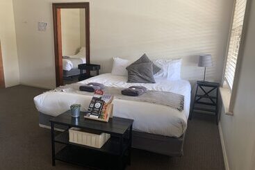 בית מלון כפרי The Woolpack