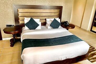 هتل The Palms By Eagles Accra