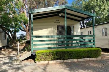 汽车旅馆  Tatura Cabin & Caravan Park