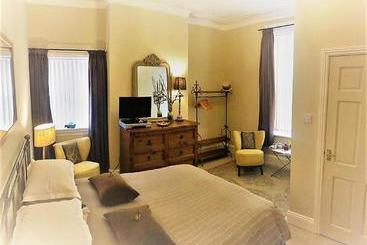 بنسيون The Villa Bridlington