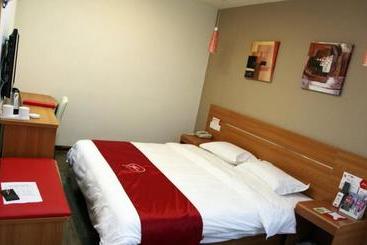 בית מלון כפרי Thank Inn Plus  Taizhou Jinying