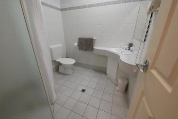 Lakeview Apartments