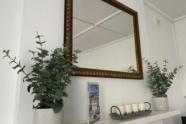 Two Cow Cottage Bed & Breakfast