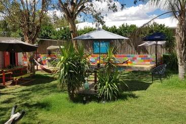 هاستل Alice's Secret Travellers Inn