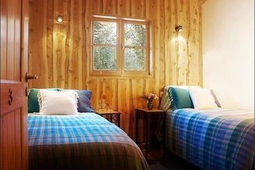 تختخواب و صبحانه La Confluencia Lodge