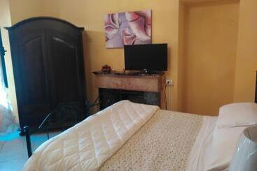 צימר Villa Donna Maria