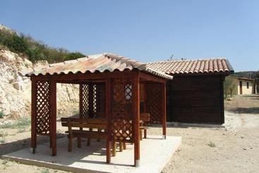 هتل Agriturismo Timpa Del Sole