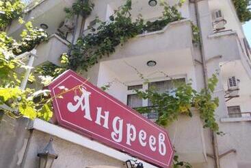 Family Hotel Andreev