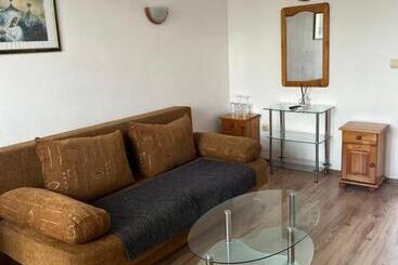 Отель Gamartata