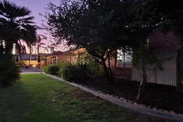 مُتل Ocean Crest Accommodation Solutions
