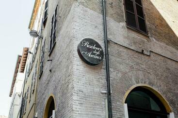 هتل آپارتمان Residence Degli Aranci   Casêta