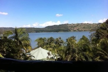 渡假胜地 Secrets On The Lake