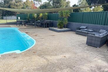 Tocumwal Early Settlers Motel
