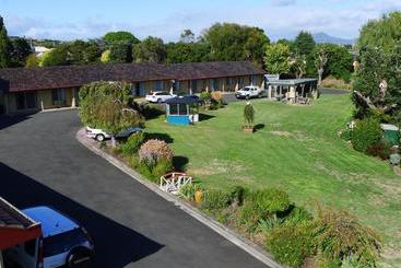 Willaway Motel Apartments