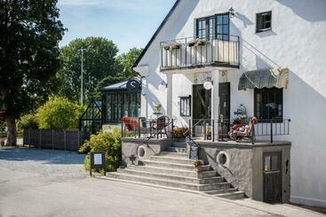 膳宿费 Smakrike Krog & Logi