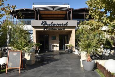 호텔 Bulevard