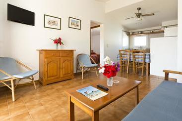 Apartamentos Sa Caleta
