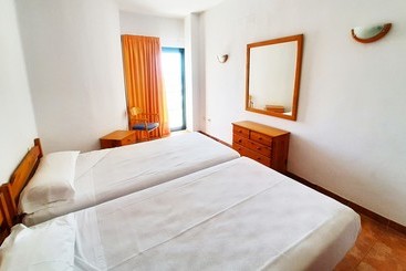 Club Las Colinas Apartamentos