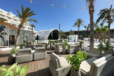 Hard Rock Hotel Tenerife