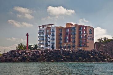 호텔 El Cid Marina Beach