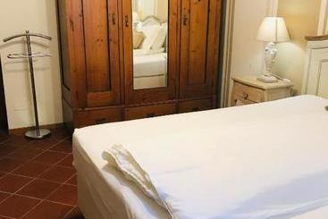 Отель Hôtel Barbabuc
