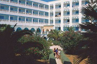 Отель Club Novostar Les Colombes