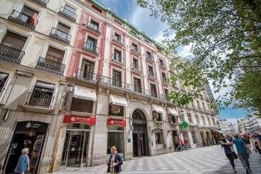 فندق Petit Palace Puerta Del Sol